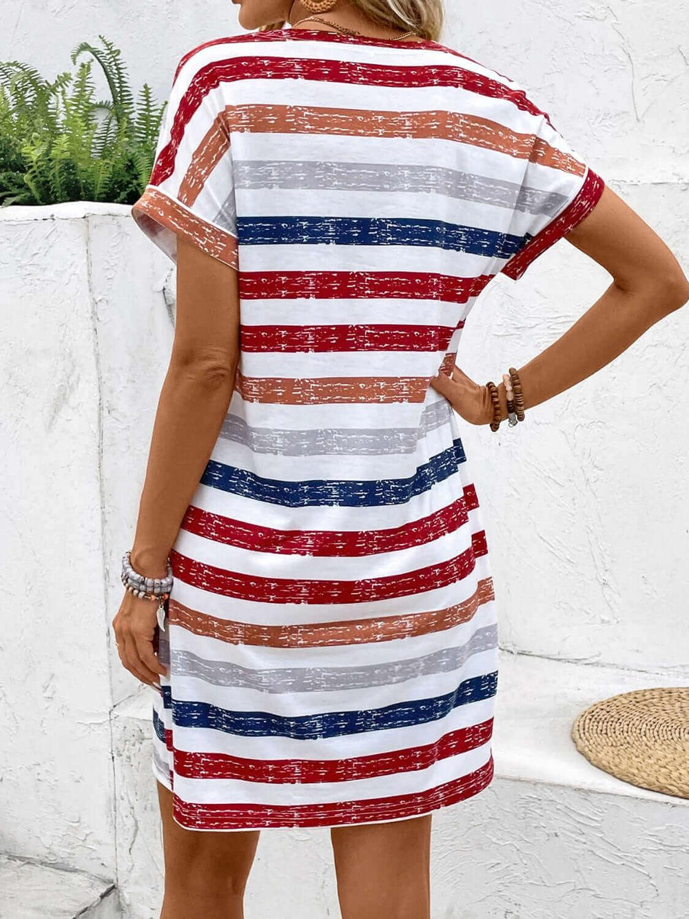 Pattern Striped V-Neck Short Sleeve Dress